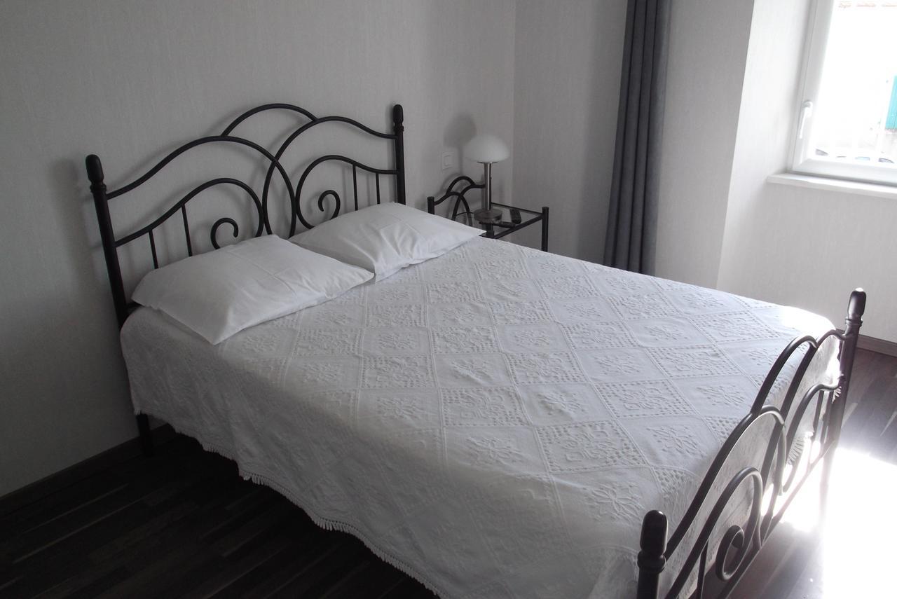 Le Baudilois Hotel Pont-de-Larn Екстериор снимка